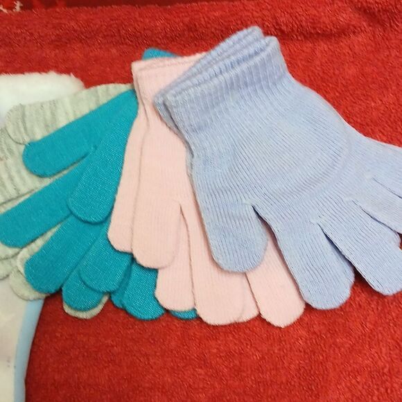 DISNEY FROZEN CHRISTMAS STOCKING AND STUFFERS FOR GIRLS - Picture 4 of 6